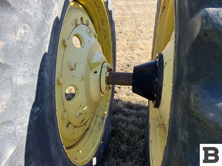 1992-john-deere-4560-image-20