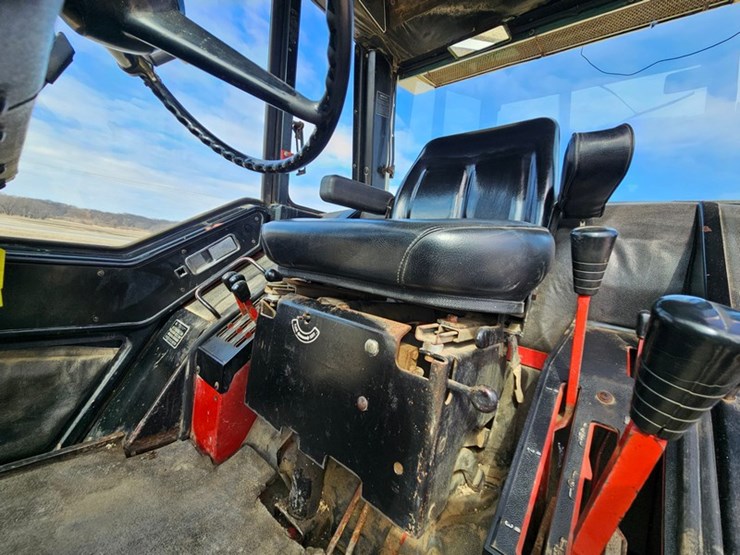 international-1586-image-37