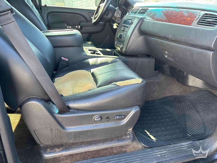 2014-gmc-yukon-image-21