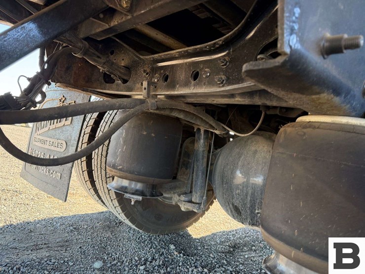 2010-international-durastar-4400-image-37