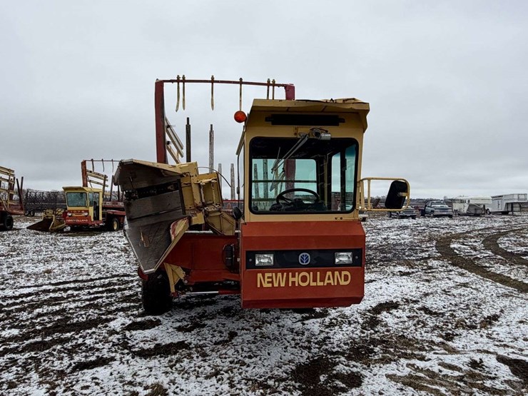 new-holland-1095-image-8