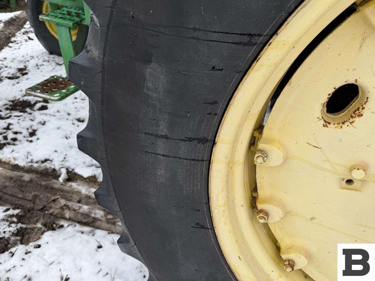 john-deere-4230-image-15