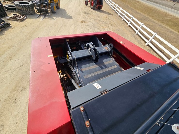 new-holland-bb940a-image-28