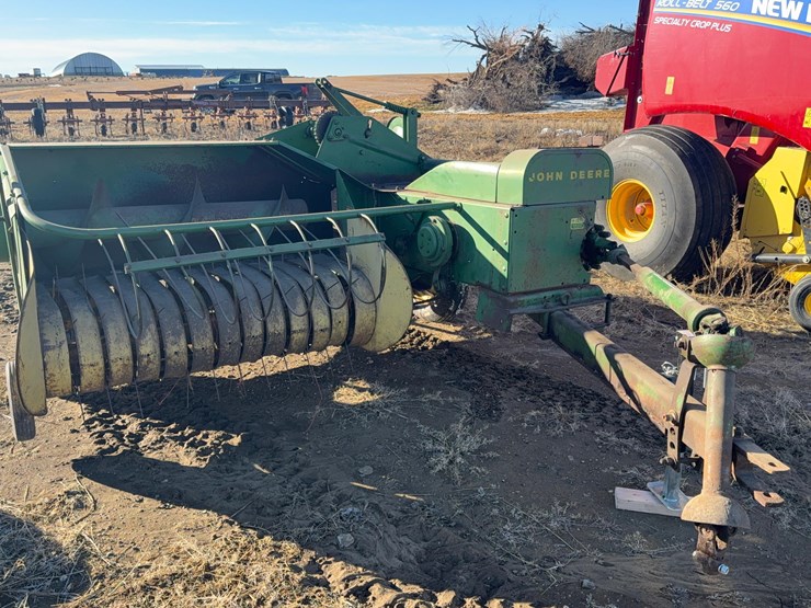 john-deere-24t-image-16