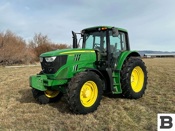 2014-john-deere-6140m-image-2
