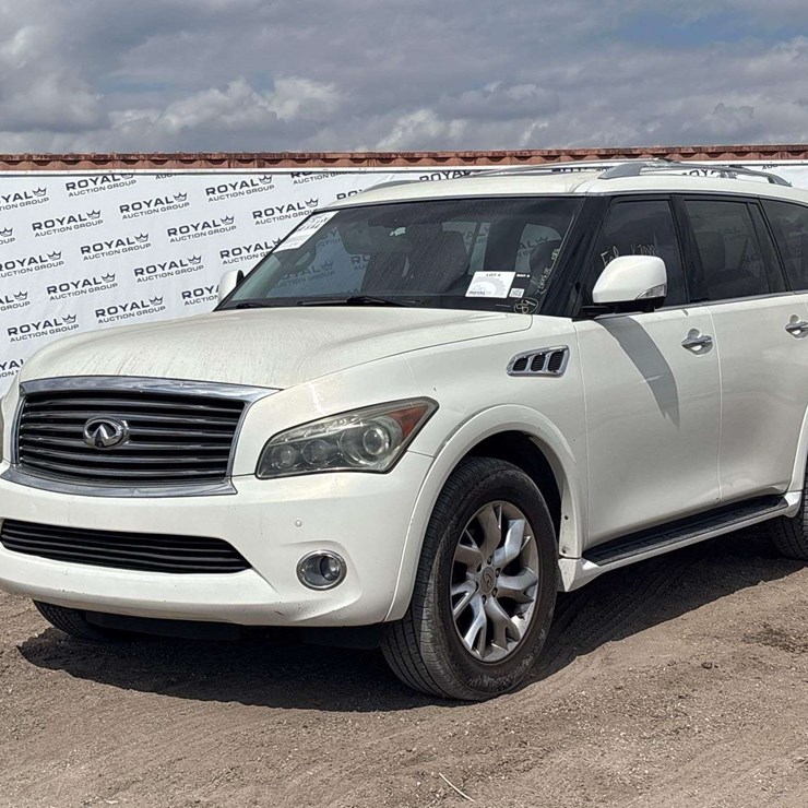 2012 INFINITI QX56