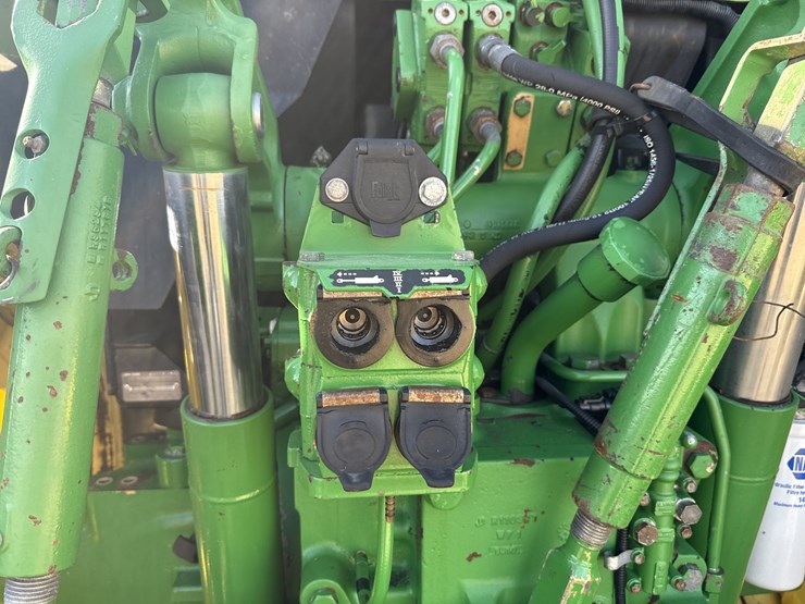 john-deere-7410-image-12