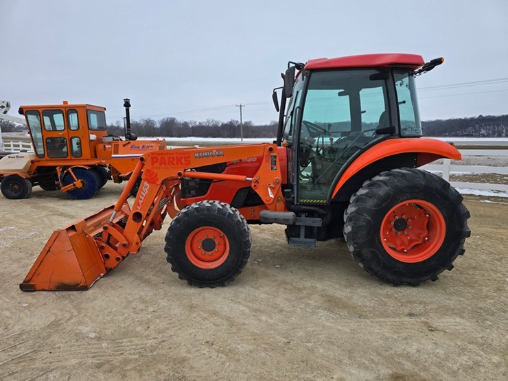 kubota-m7040-image-2