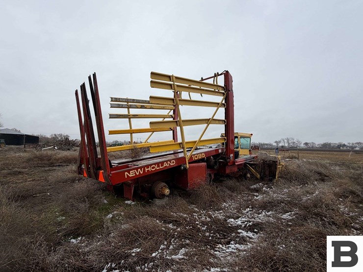 new-holland-1095-image-5