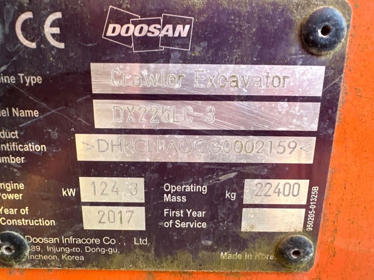 2017-doosan-dx225-lc-3-image-4
