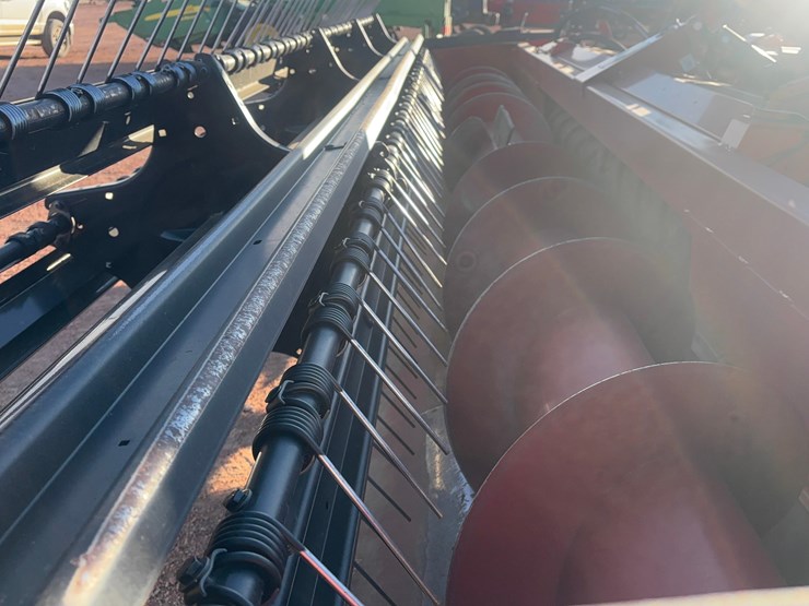 2013-case-ih-sc101-image-10