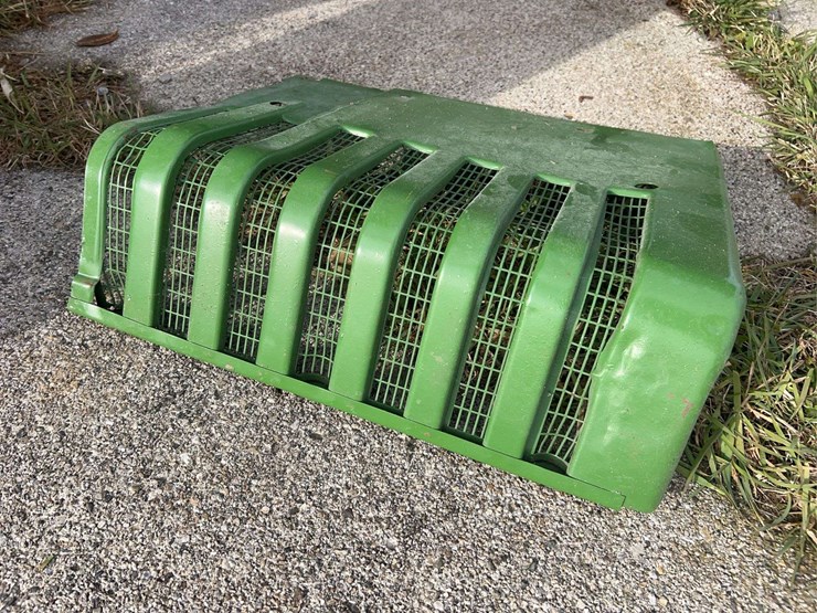 john-deere-model-h-hood-and-grille-panels-image-7