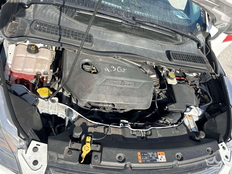 2015-ford-escape-image-9