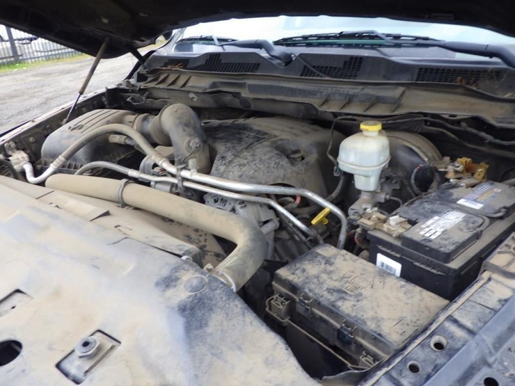 2016-dodge-1500-image-10