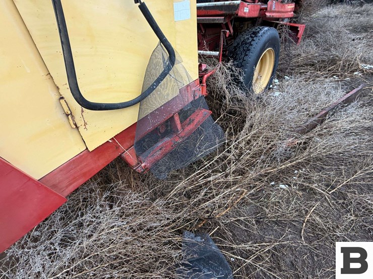 new-holland-1095-image-15