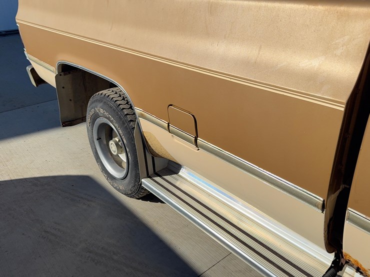 1984-chevrolet-2500-image-12