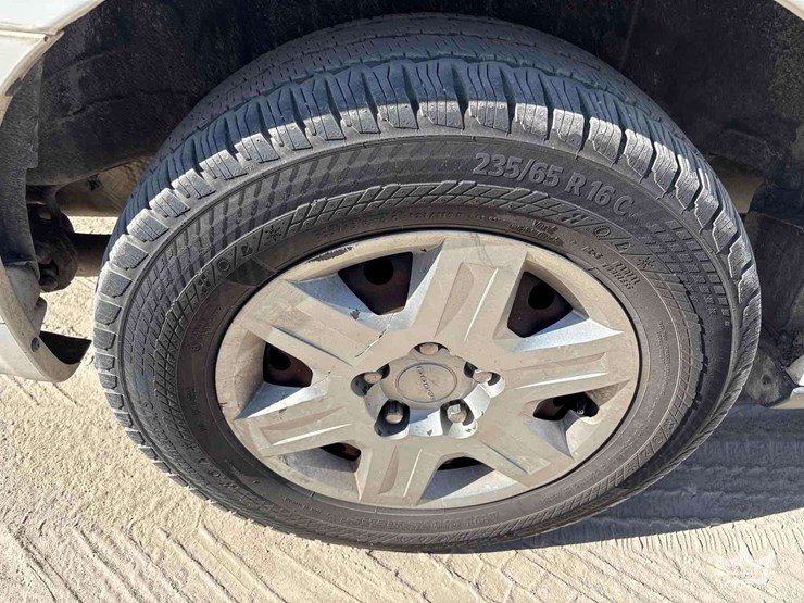 2012-dodge-grand-caravan-image-27