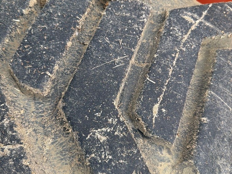 2012-jlg-600aj-image-6