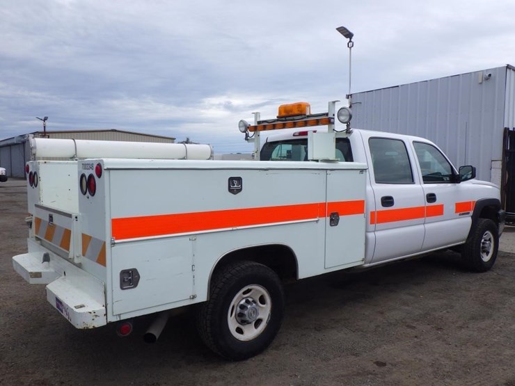 2007-chevrolet-2500hd-image-3