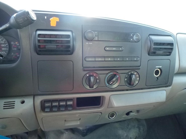 2007-ford-f450-image-13