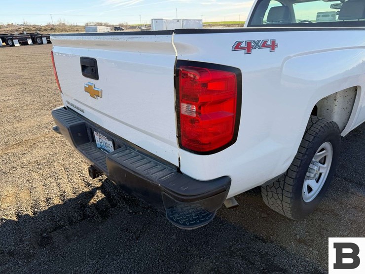 2016-chevrolet-silverado-1500-image-18