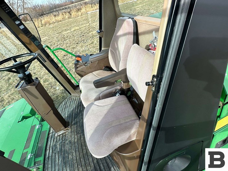 2005-john-deere-4995-image-37