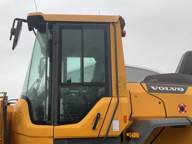 2019-volvo-l70h-image-35