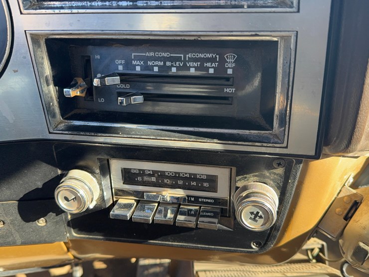 1984-chevrolet-2500-image-22