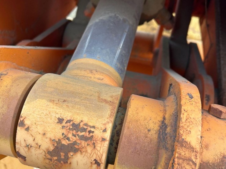 sec-excavator-clam-bucket-attachment-image-4