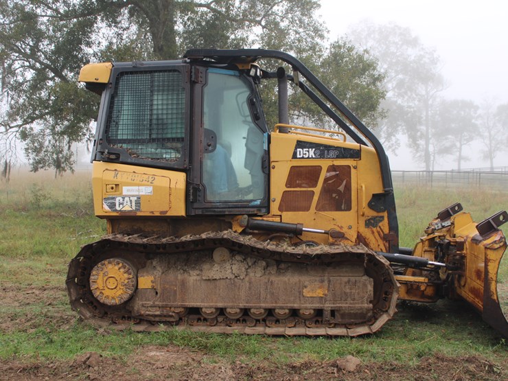 caterpillar-d5k-image-2