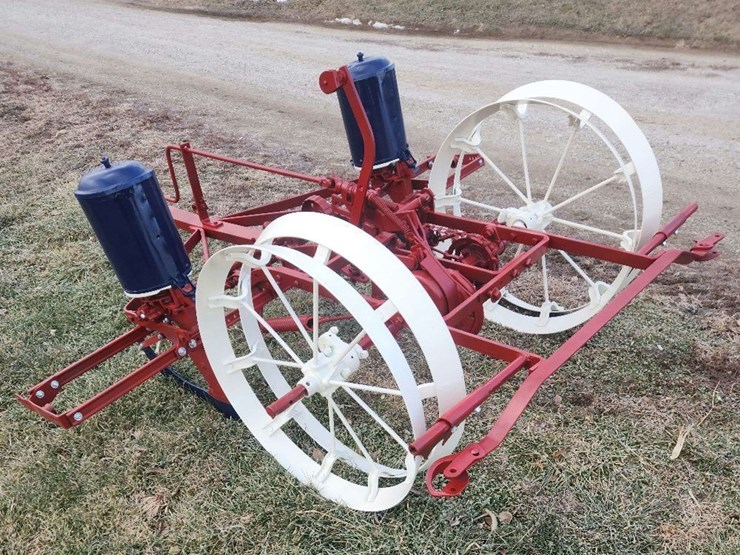 international-241-image-6