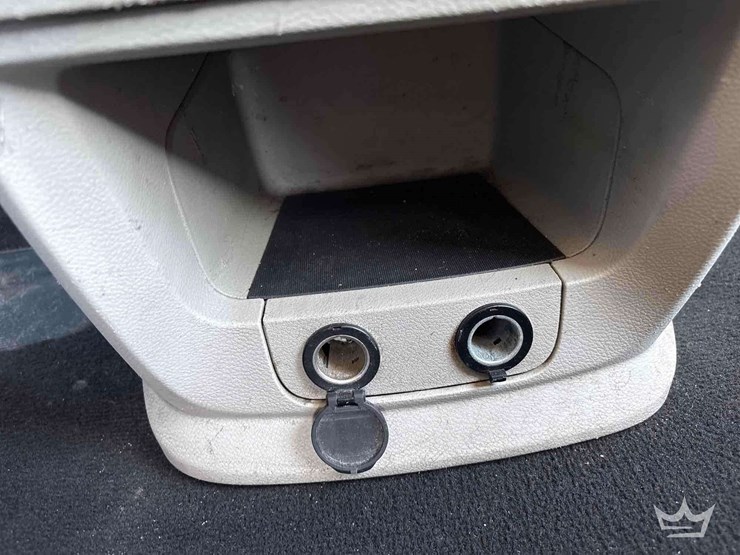 2012-dodge-grand-caravan-image-18