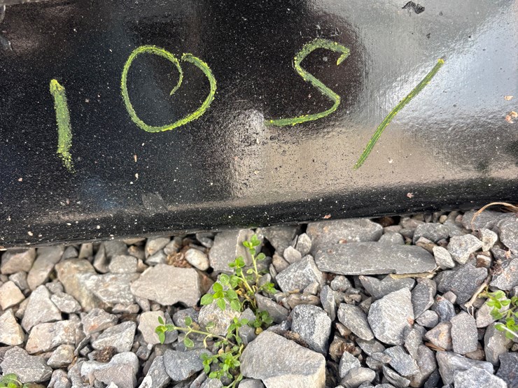 #1051-•-76-in.-skeleton-bucket-low-side-image-1