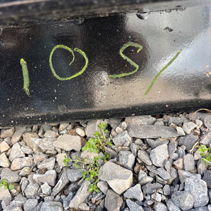 #1051 • 76 in. Skeleton Bucket Low Side