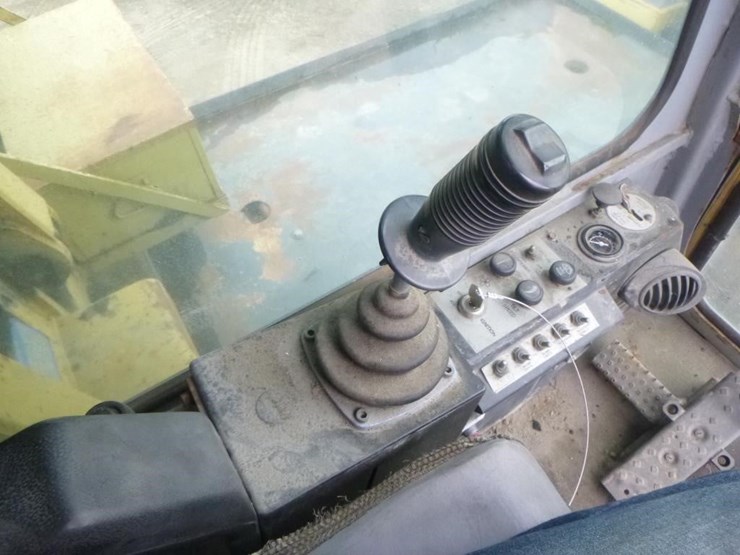 1996-gradall-xl4100-image-41