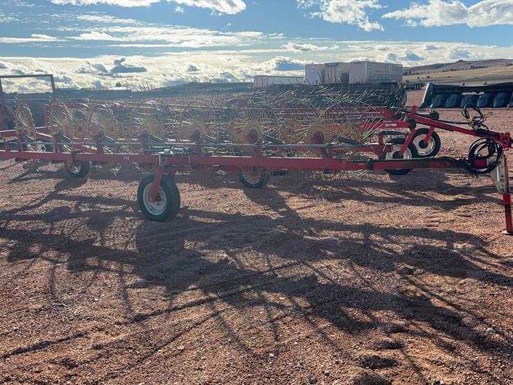 tonutti-v14-v-rake-image-3