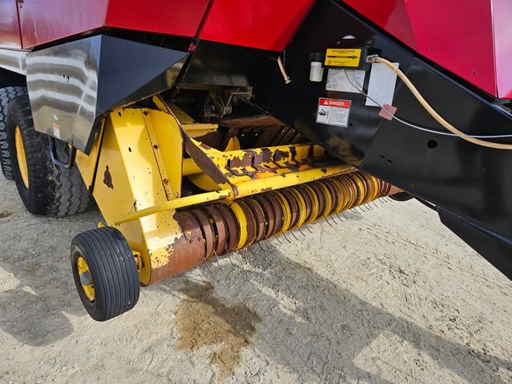 new-holland-bb940a-image-12