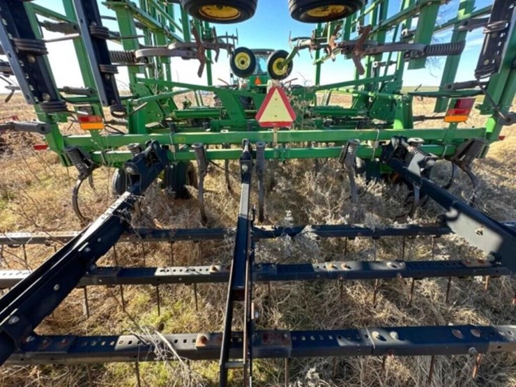 2008-john-deere-2210-image-27