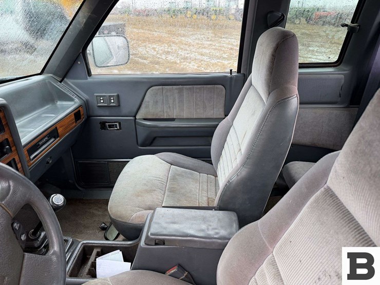 1993-dodge-dakota-image-21