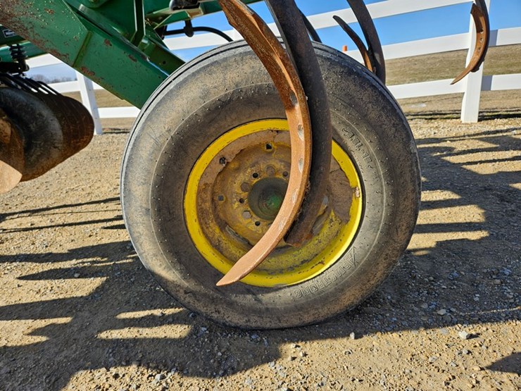 john-deere-714-image-14