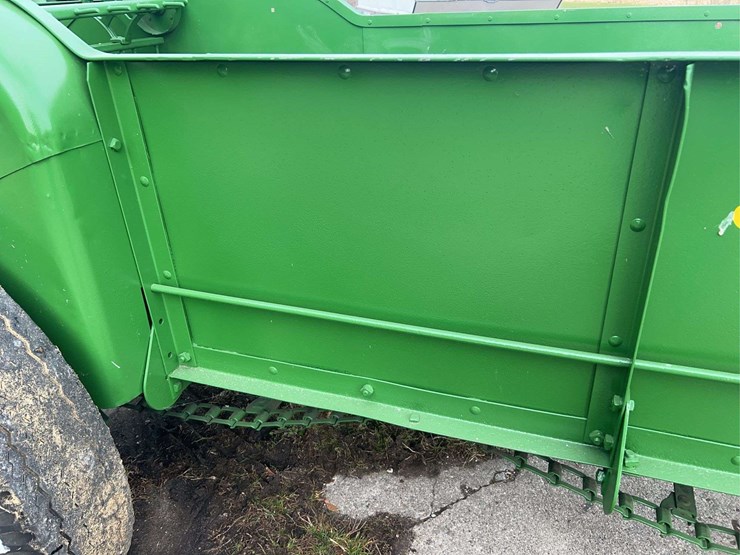 john-deere-model-h-manure-spreader-image-13