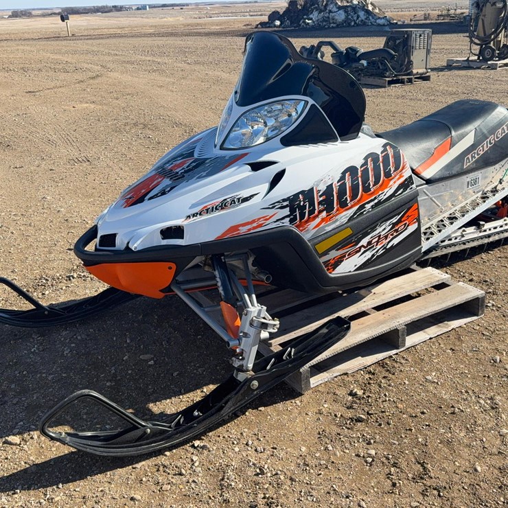 2007 Arctic Cat Snowmobile