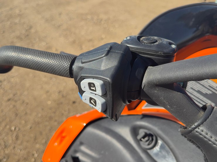 2007-arctic-cat-snowmobile-image-21