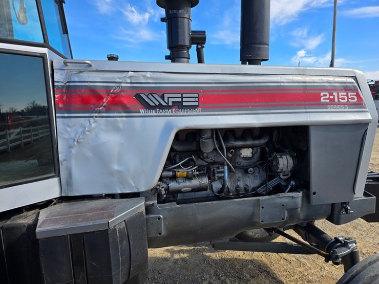 white-2-155-image-12