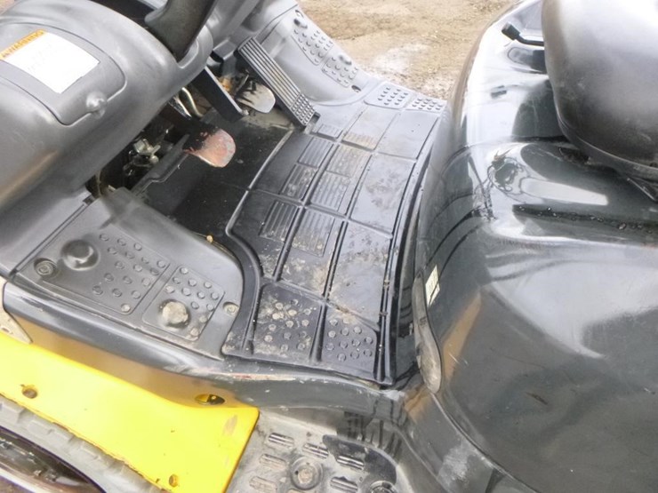 2015-komatsu-fg25ht-16-image-16