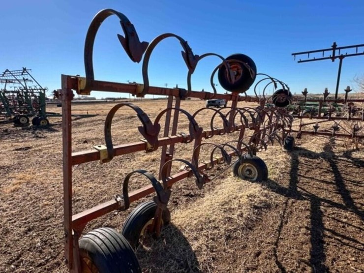 54’-springtooth-cultivator-image-9