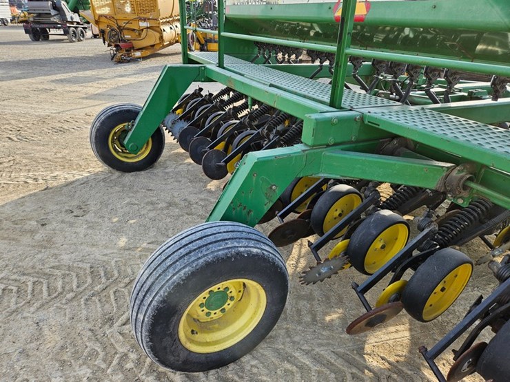 john-deere-750-image-20