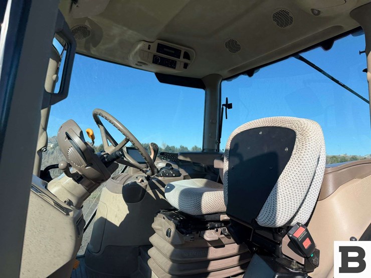 2013-john-deere-6125r-image-67