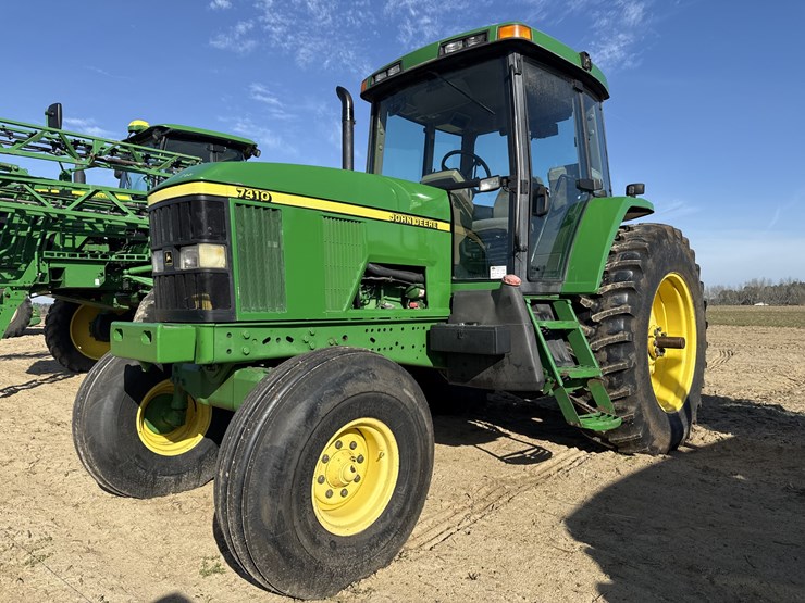 john-deere-7410-image-1