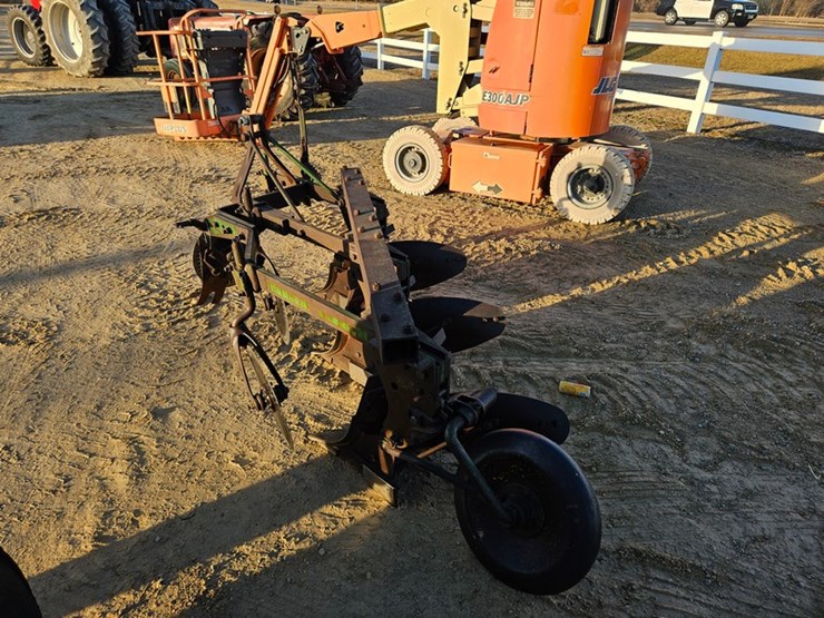 john-deere-125-image-3